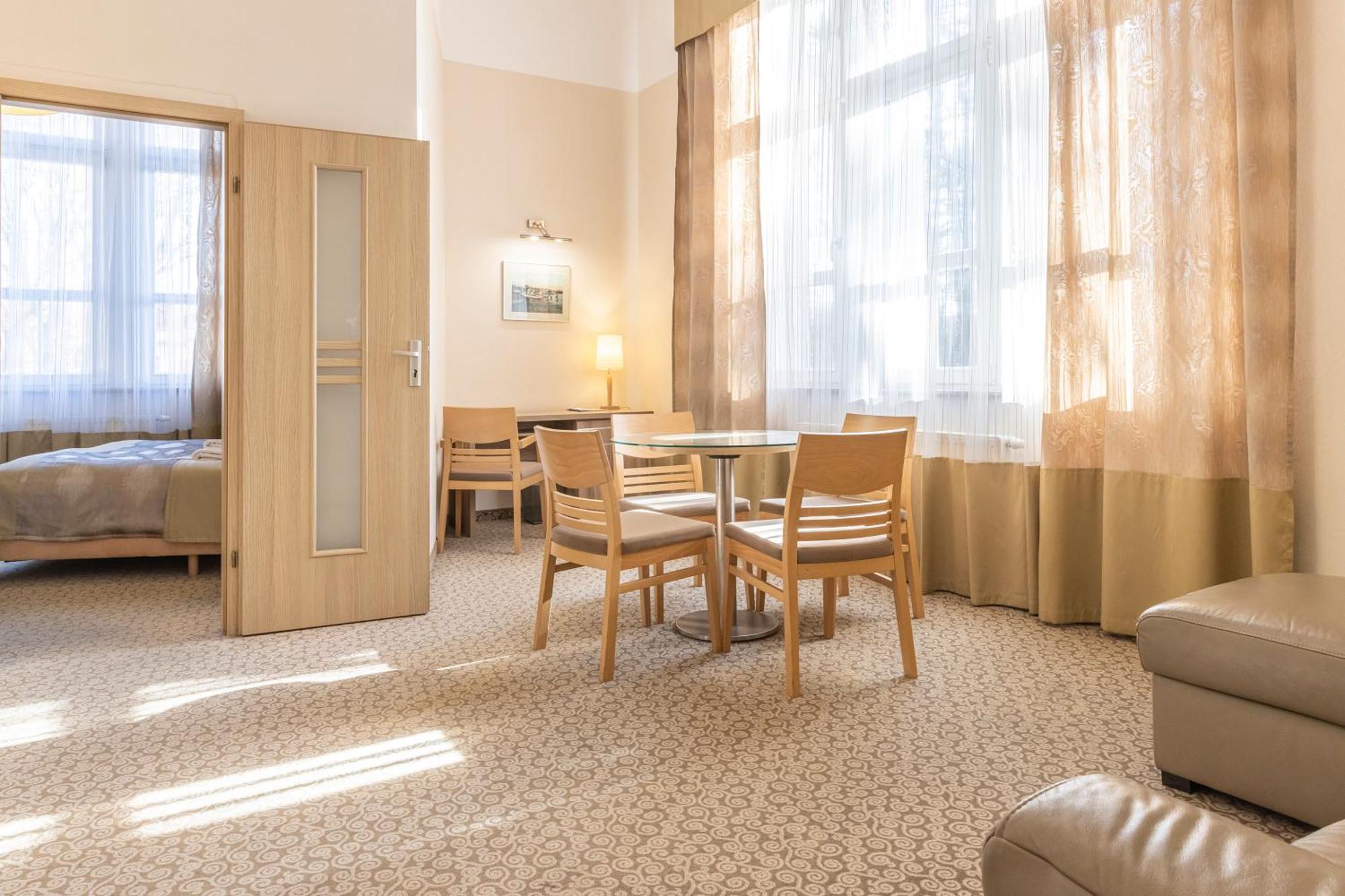 Hotel Cesarskie Ogrody Świnoujście Exterior foto